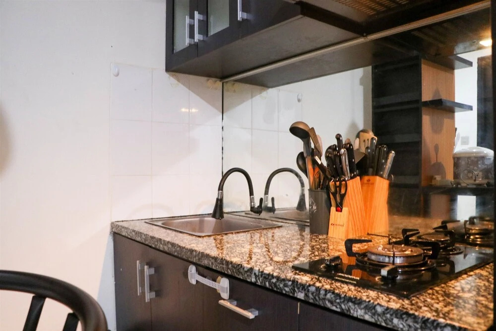 Warm And Homey 2Br At Sentraland Cengkareng Apartment