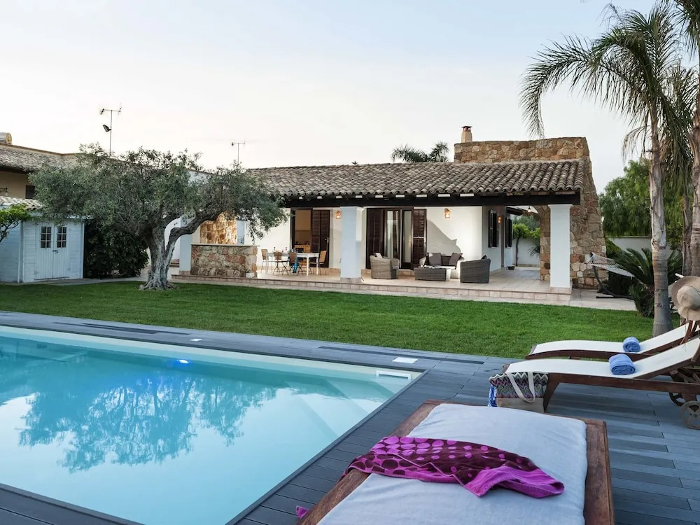 Cozy Villa in Mazara del Vallo With Private Pool