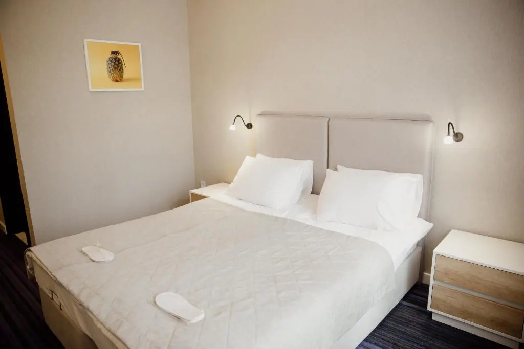 AMINA HOTEL