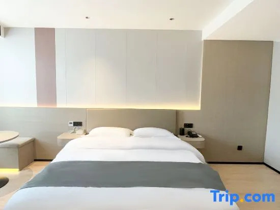 Yunyi Smart Sleep Hotel (Yunzhou Chunyu Auto City, Wucheng District)