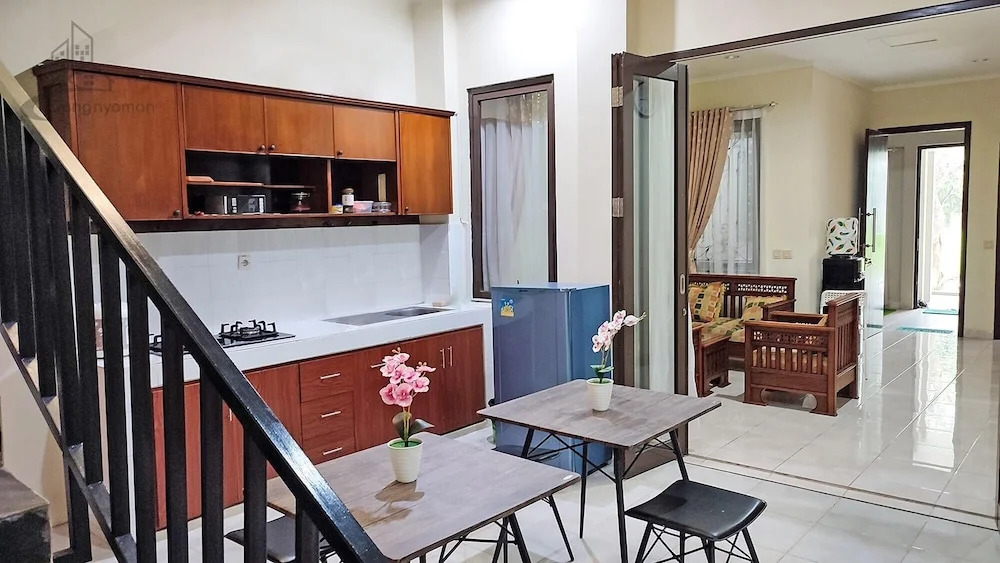 Atmosfer Guest House Sentul