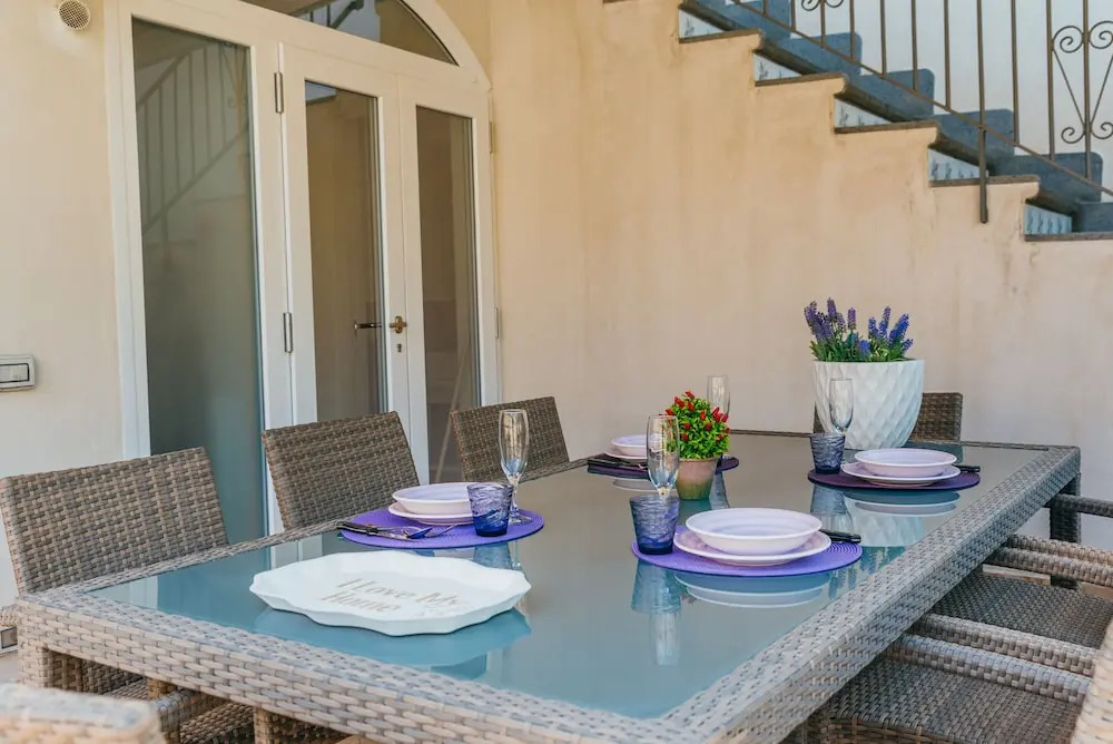 My Exclusive Italy - Spacious Villa with 4 rooms, pool, solarium & garden