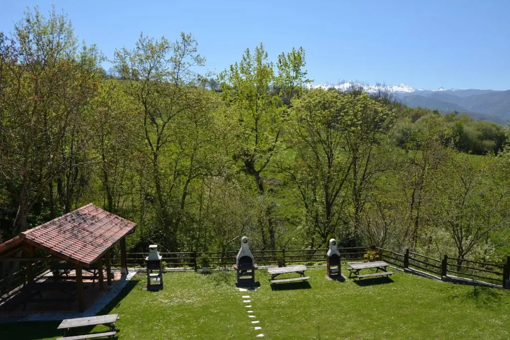 Apartamentos Rurales Piedrafita