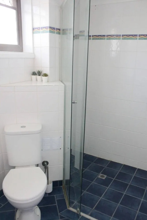 Lovely 1 Bedroom Apartment Steps to the Beach