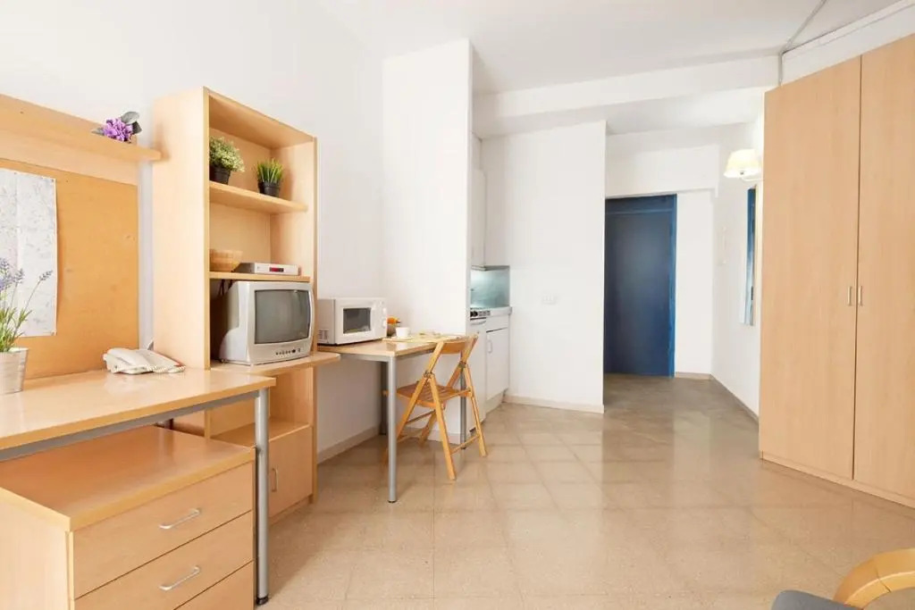 Residencia Universitaria Resa Francesc Giralt i Serrà