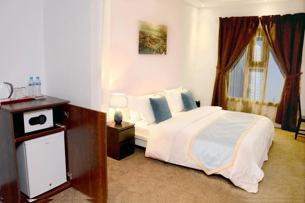 Safari House Hotel