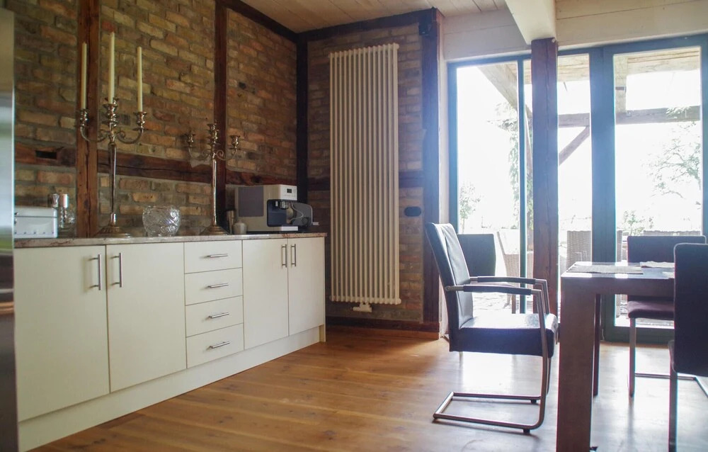 2 Bedroom Beach Front Home In Am Salzhaff