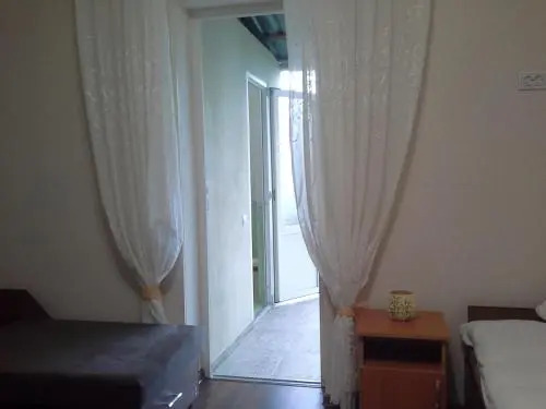 Guesthouse on Partizanskaya 87
