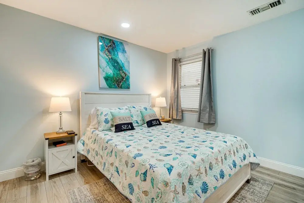 Sunrise Oceanview Escape & Pool in N Topsail Beach