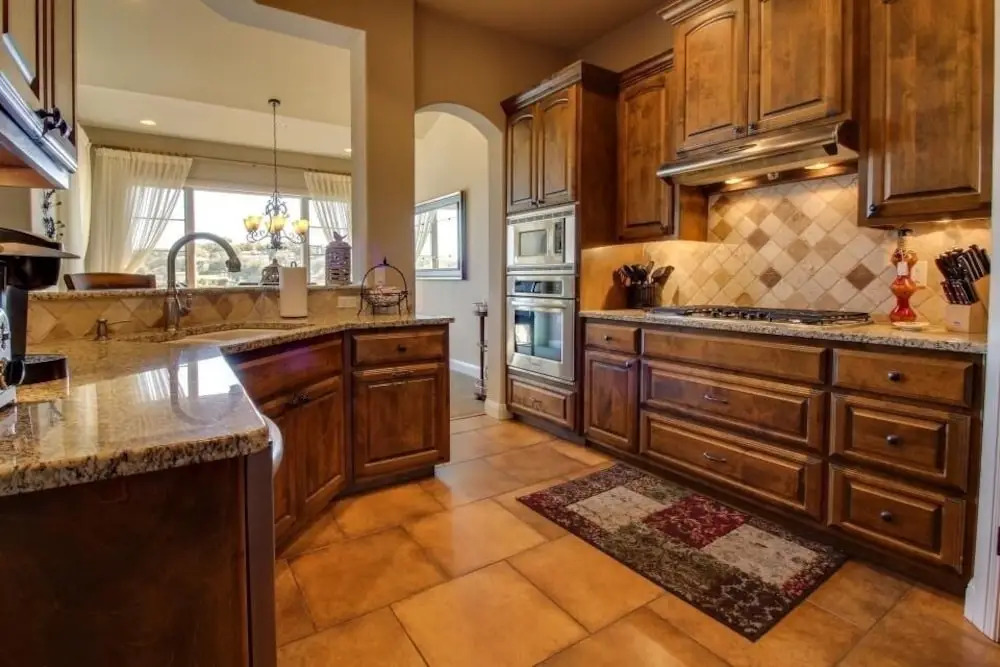 Living Local Lakeway Cove 2 Bedroom Condo