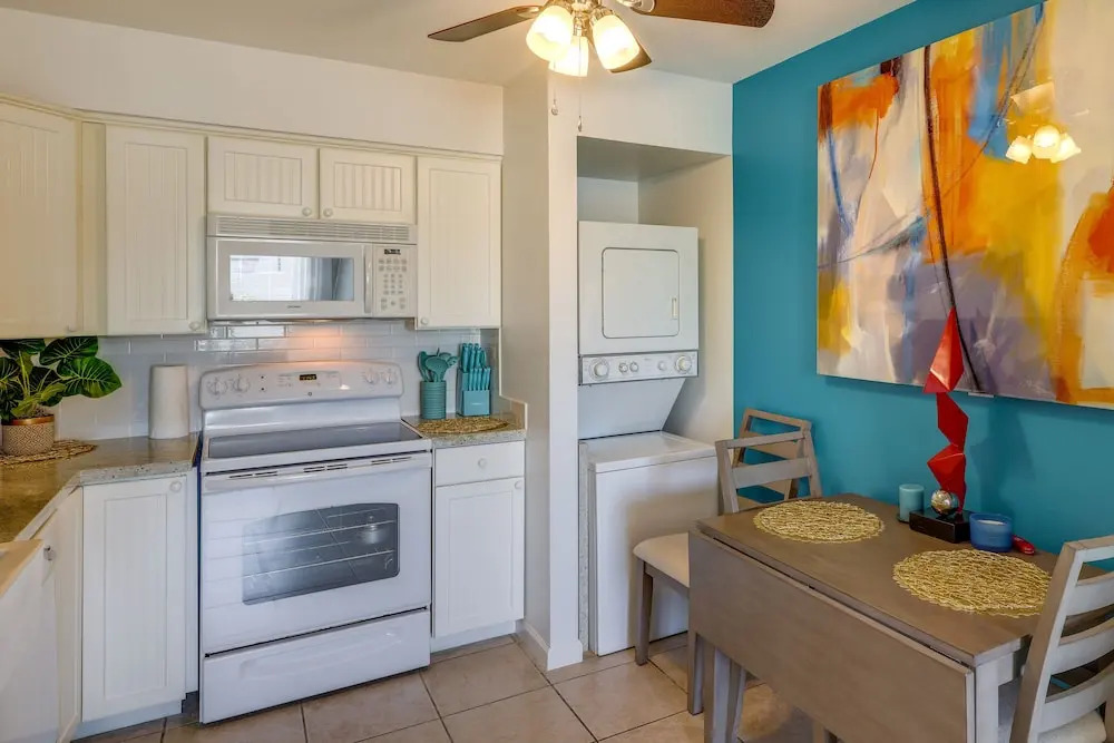 Scottsdale Condo w/ Community Pool Access!