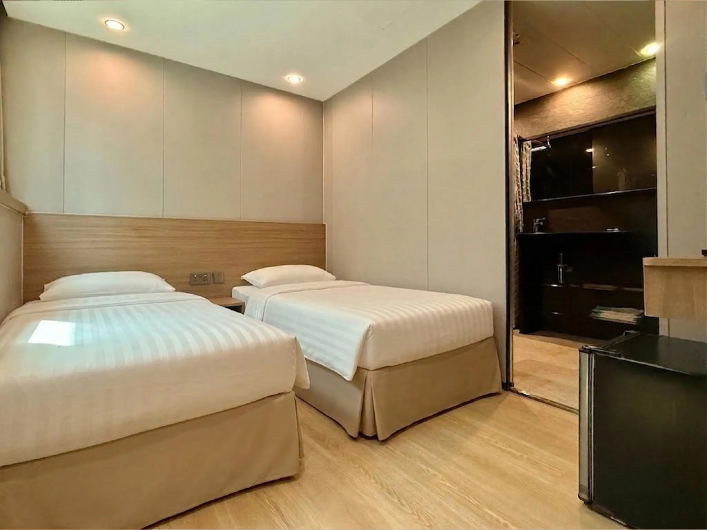 Noble Park Hotel