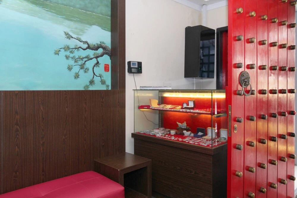 Tjiang Residence