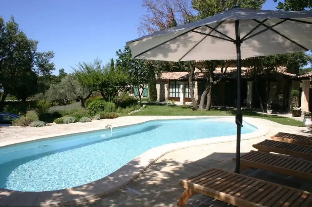 Provencal Villa in the Heart of the Luberon Scrubland