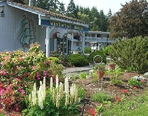 Westwynd Motel