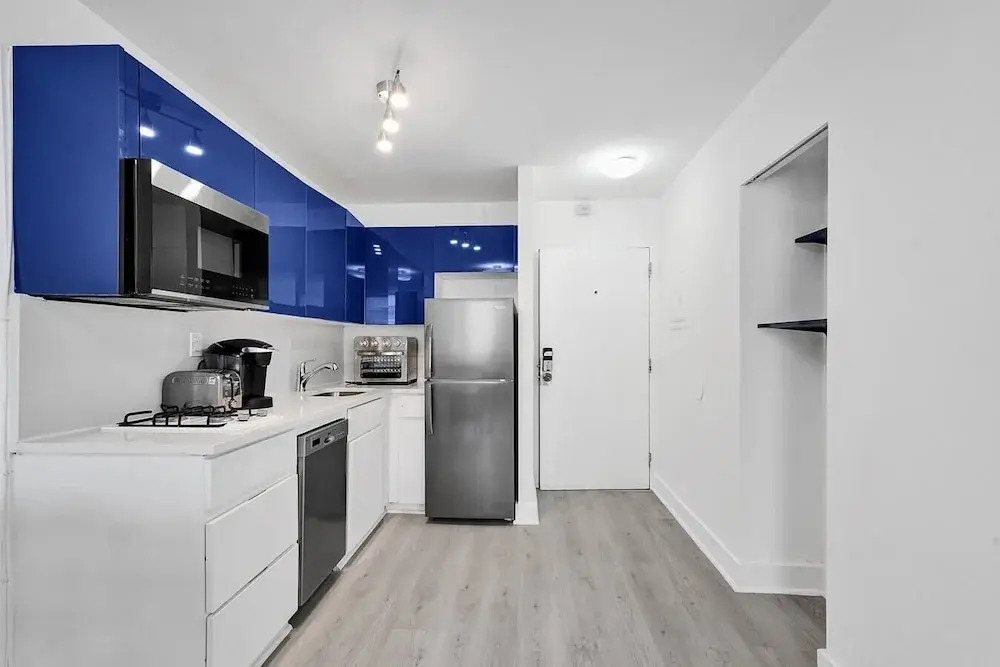 Ocean Dr 1BR Miami Beach Getaway