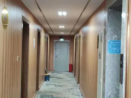 Mojiang XinXing Business Hotel