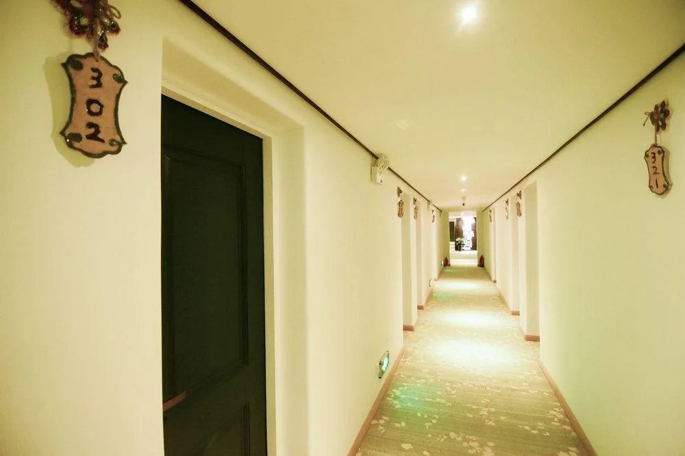 Yijia Youth Hostel