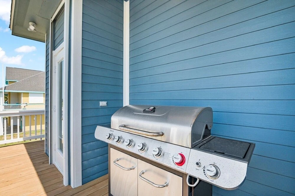 Ocean One 4 Bedroom Home by RedAwning