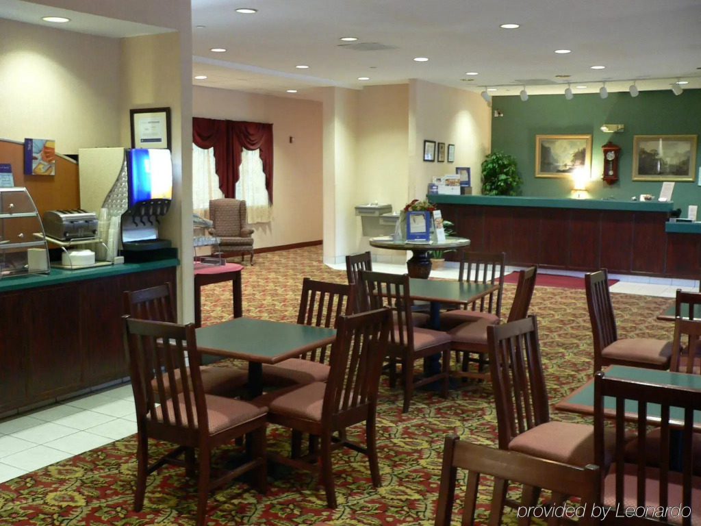 Holiday Inn Express Metropolis by IHG