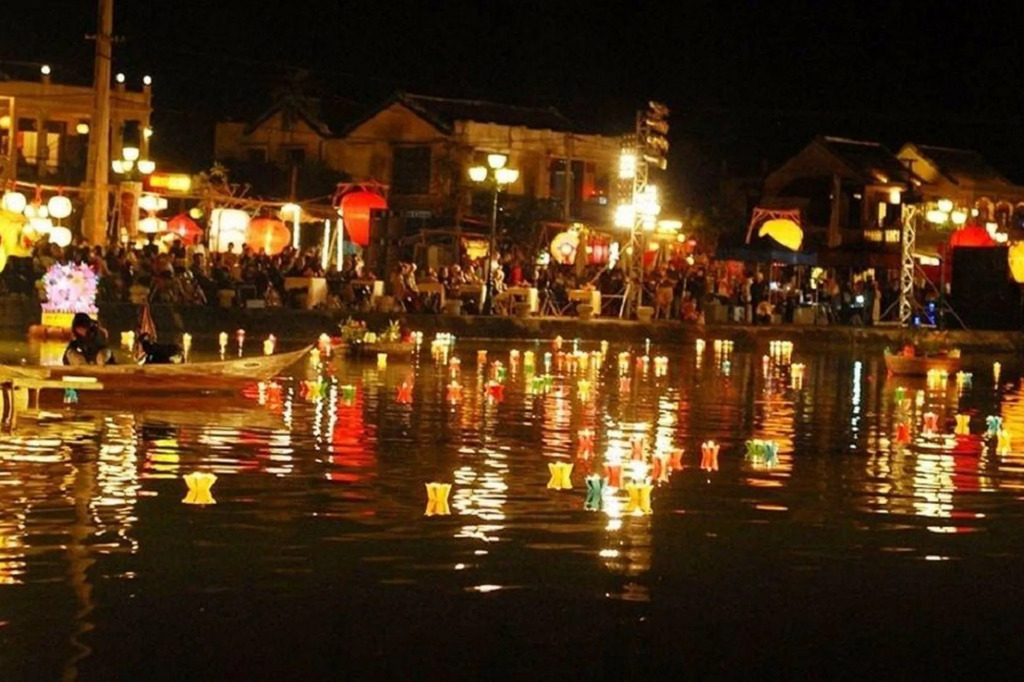Golden River Hotel