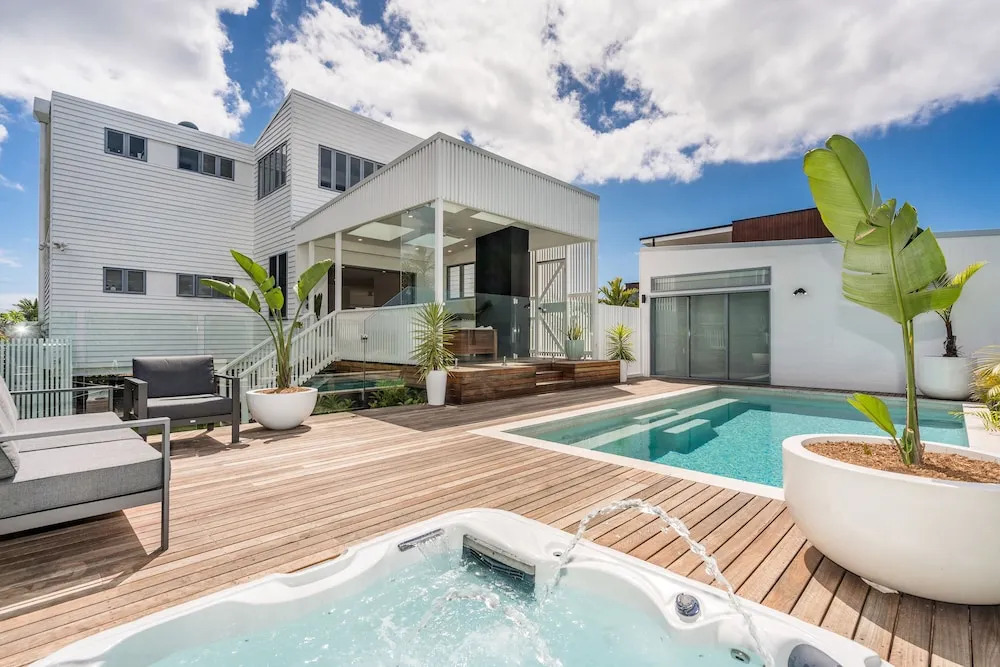 Your Luxury Escape - Summerhaven House