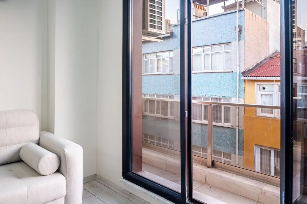 Comfortable Flat With Central Location in Fatih