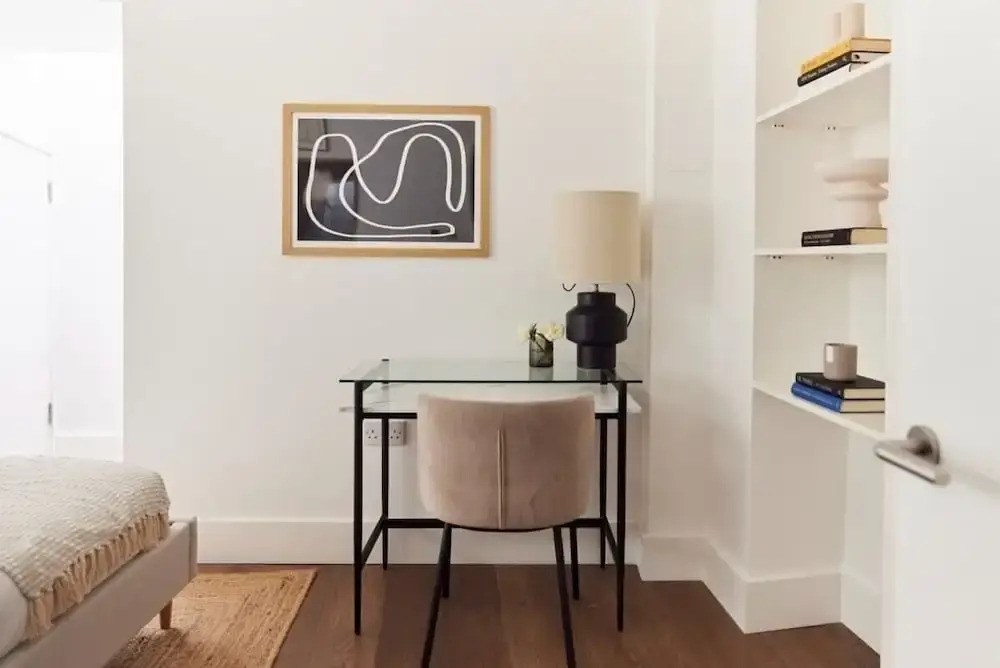 The Ravenscourt Park Escape - Bright 2Bdr Flat