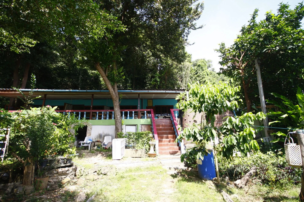 Baan Pha Nin Mung Korn