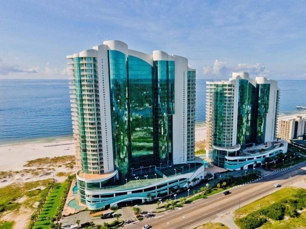 Turquoise Place