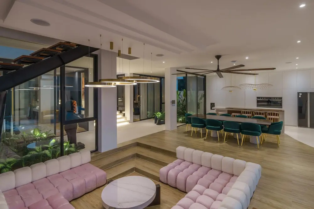 Stylish Tropical Villa - 2br