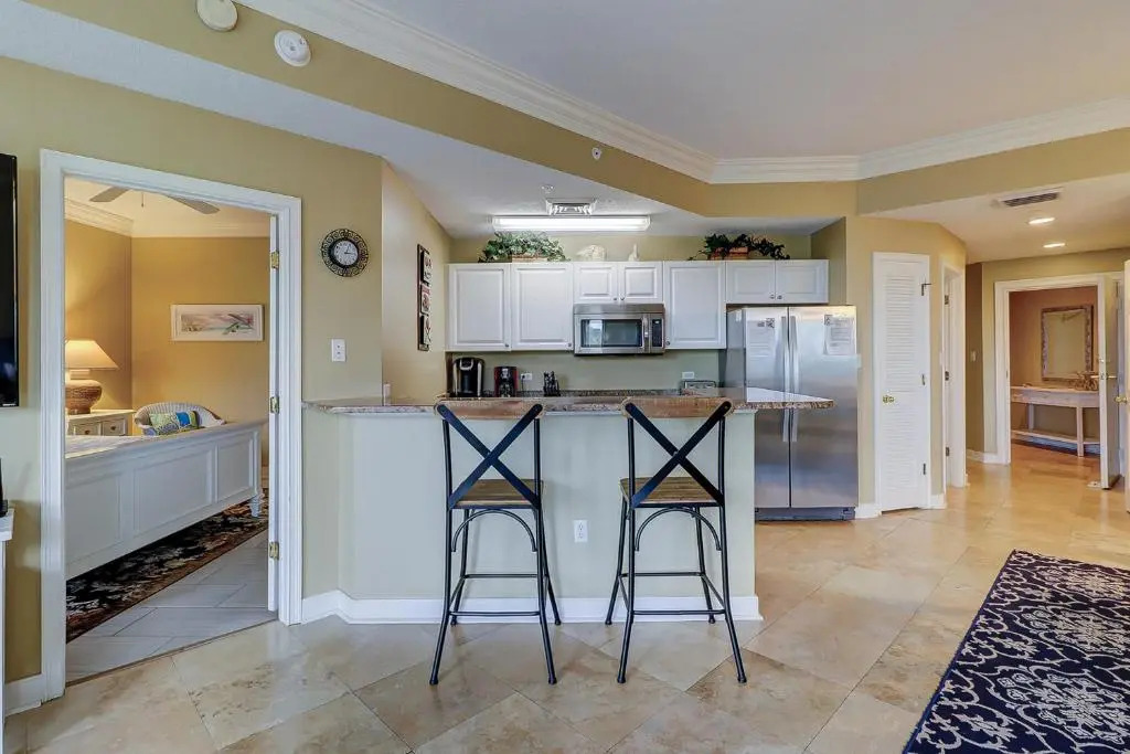 2309 SeaCrest 3 BR Forest Beach Condo