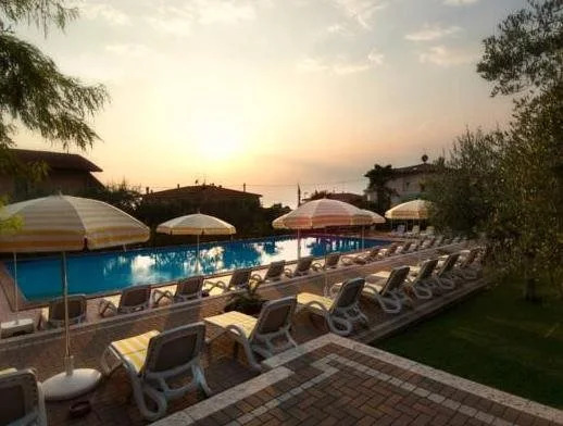 Hotel Villa Olivo Resort 3S