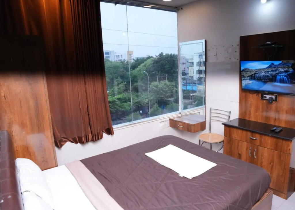 Vaidh Business Hotel