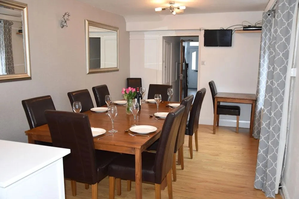 Spacious Central Cornish Townhouse