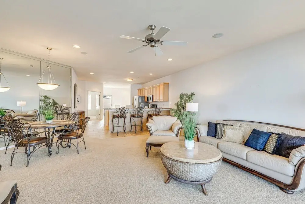 Lakeside Osage Beach Condo in Lands End Community