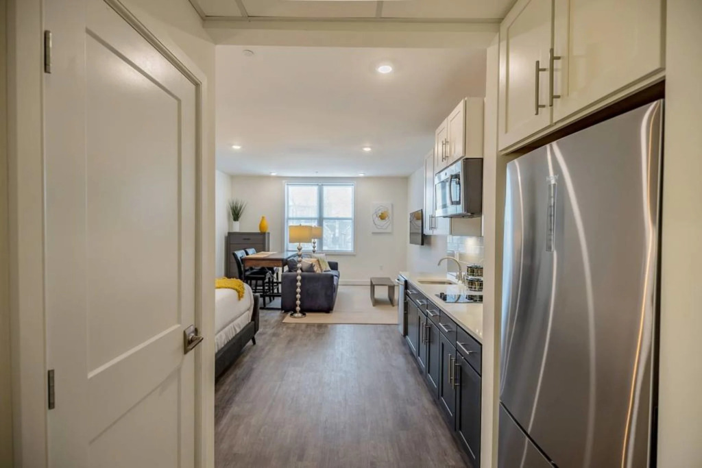 Pine Suite - 415