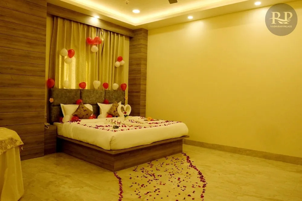 Raghubar Palace