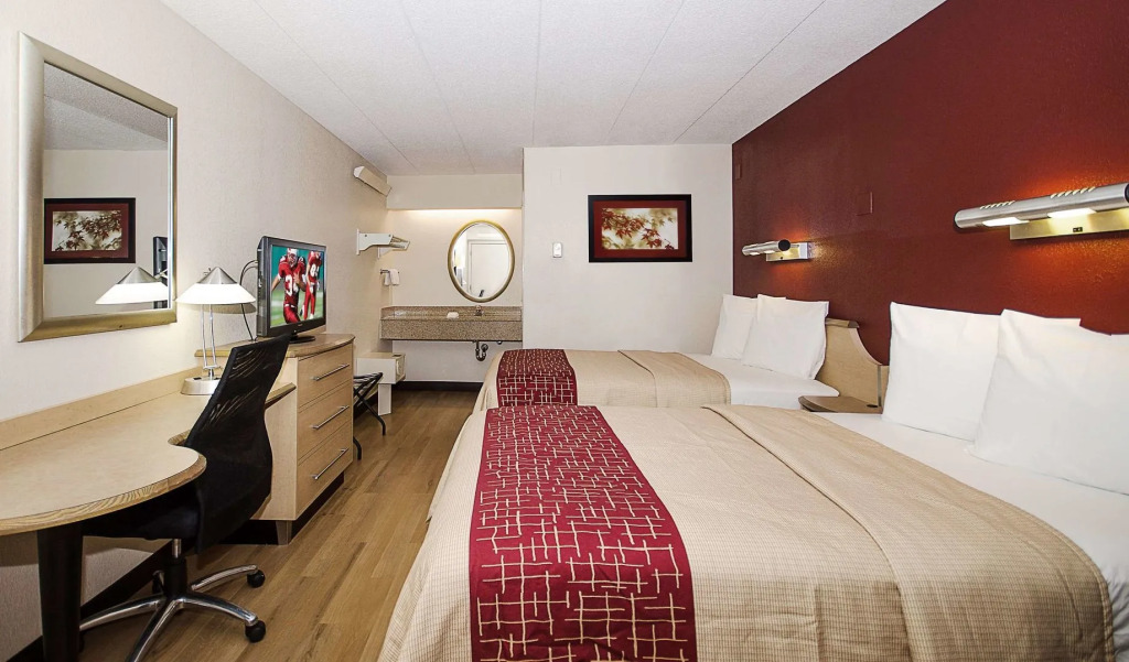 Red Roof Inn Louisville East - Hurstbourne