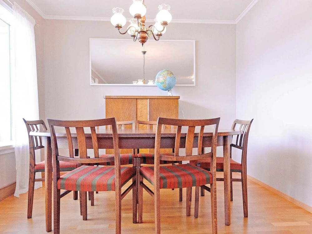 8 Person Holiday Home in Kjølsdalen
