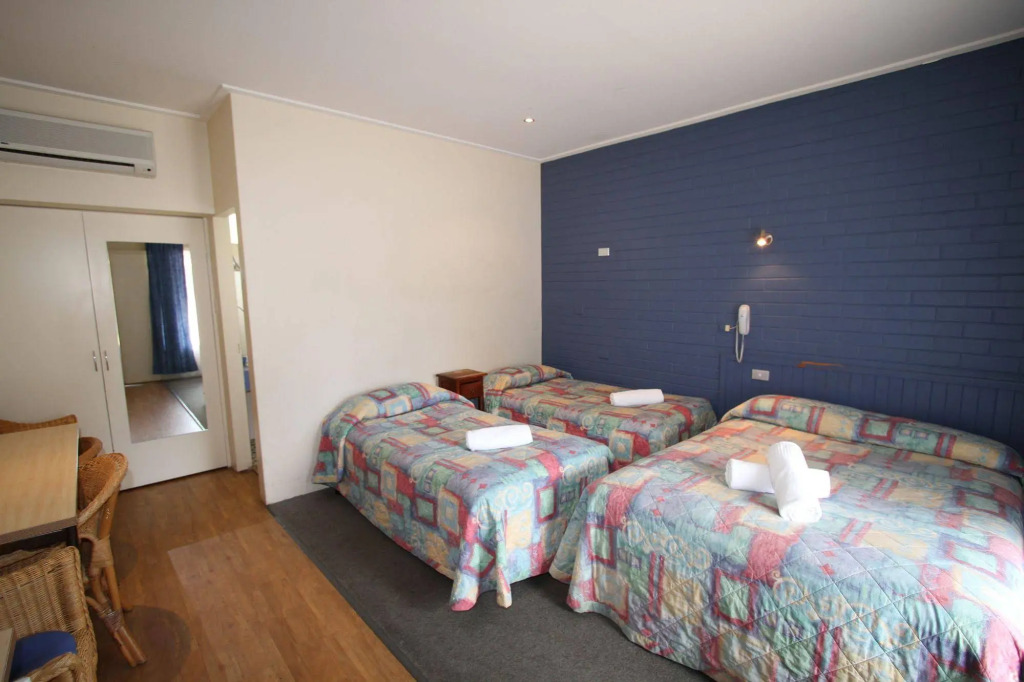 Elm Motel