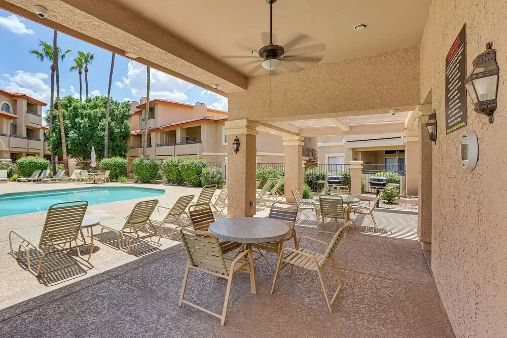 14 Mi to Dtwn: Phoenix Condo w/ Balcony & Spa!