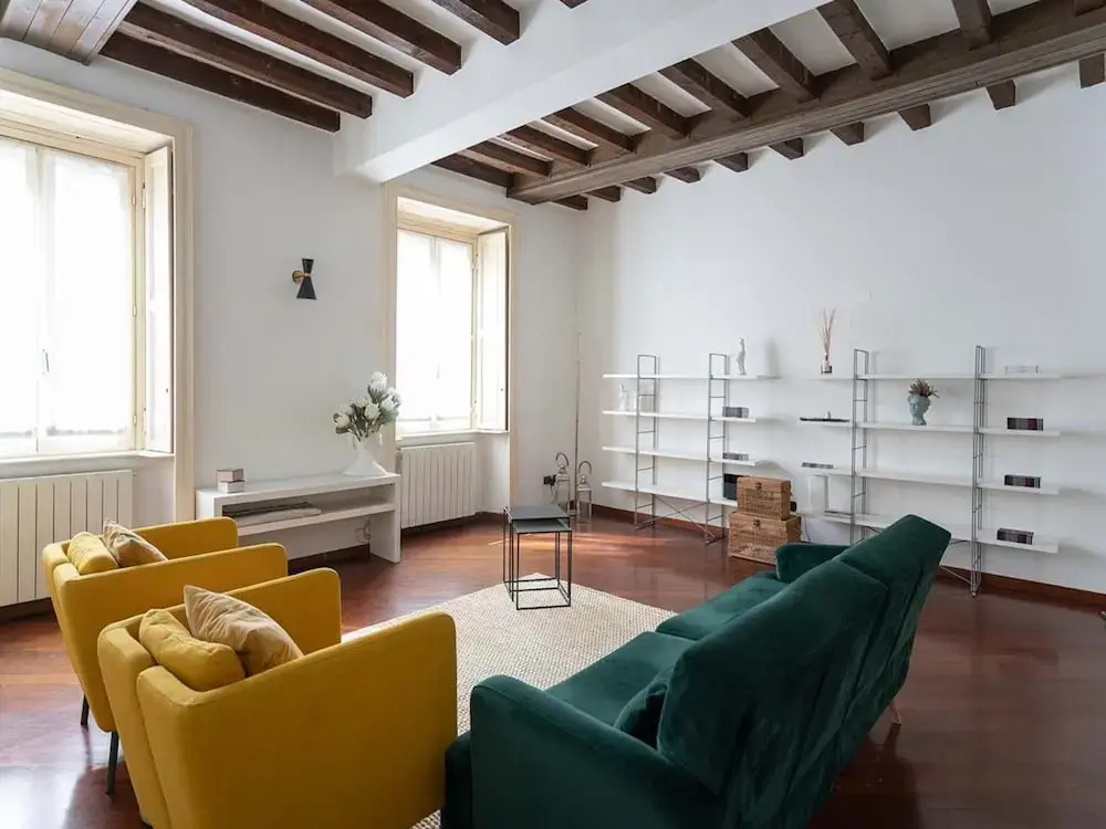 Chic Apartment in Cental Milan