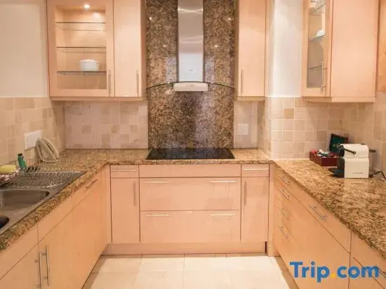 Two Bedroom Apartment - Fully Furnished and Design