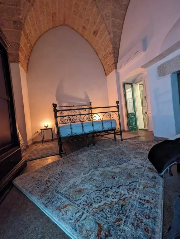 Boutique Heritage Stay with Pool - The Art of Leo