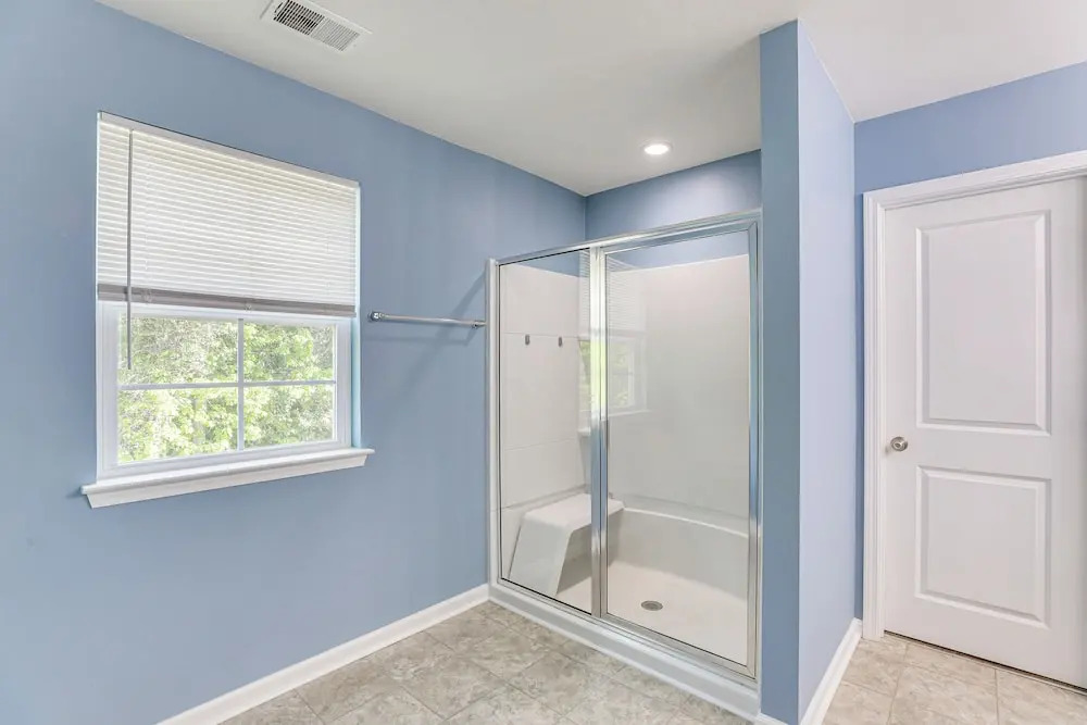 Pet-friendly Ladson Home: 23 Mi to Charleston!