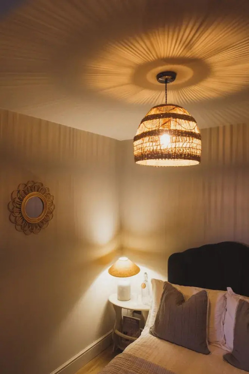 Luxury House Sleeps 14 With Secret Bar Near Bath