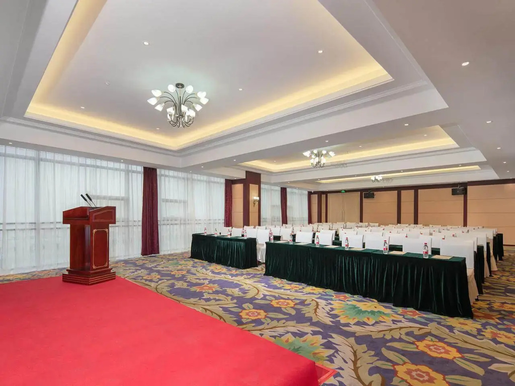 Vienna International Hotel (Chengdu Pidu Bailun Plaza)