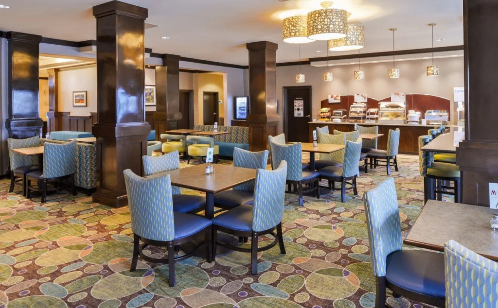 Holiday Inn Express & Suites Wichita Falls by IHG