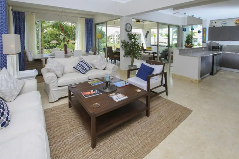 Fully Equipped Apartment Overlooking Golf Course at Luxury Beach Resort